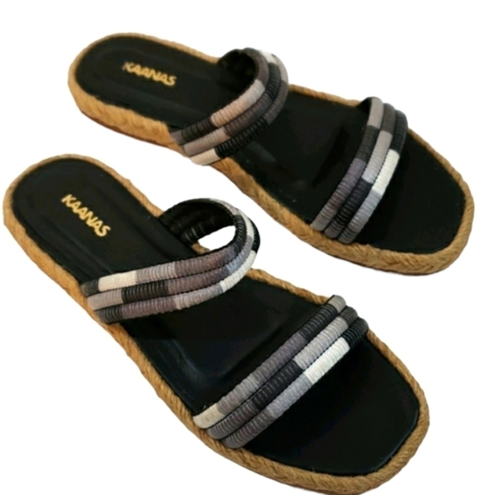 KAANAS~Size 6M~Shikoku-Black Strappy Slides Sandal